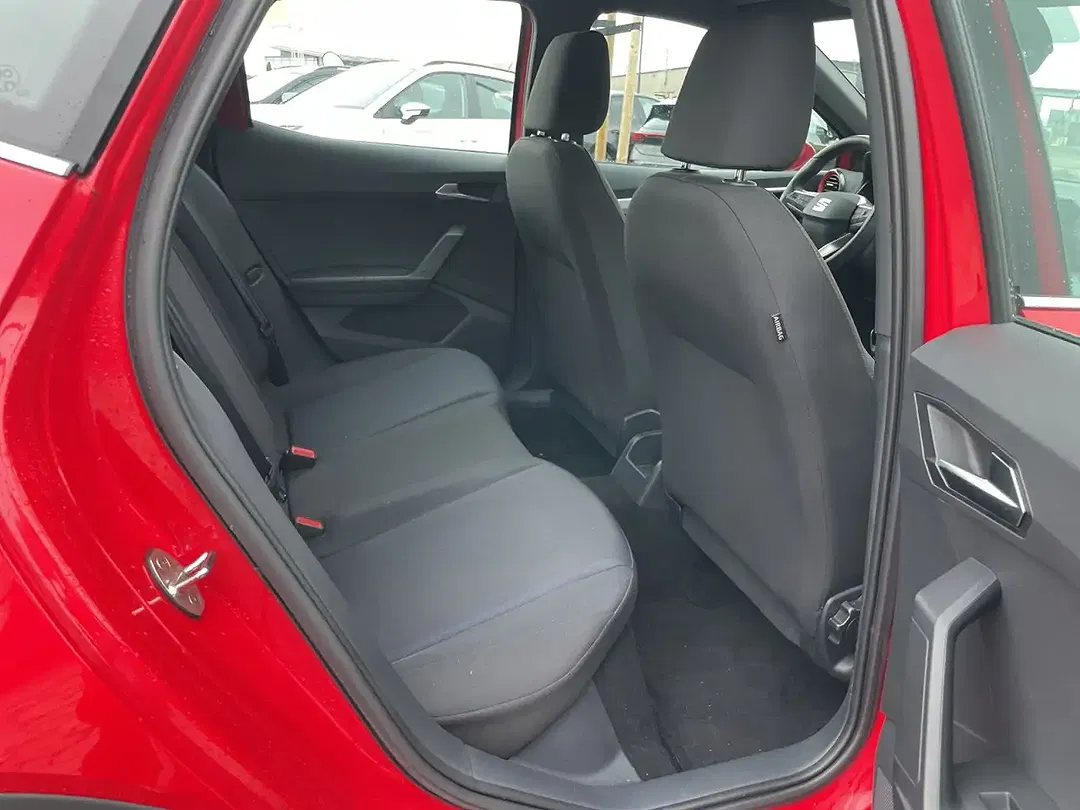 SEAT Arona - Thumbnail 12