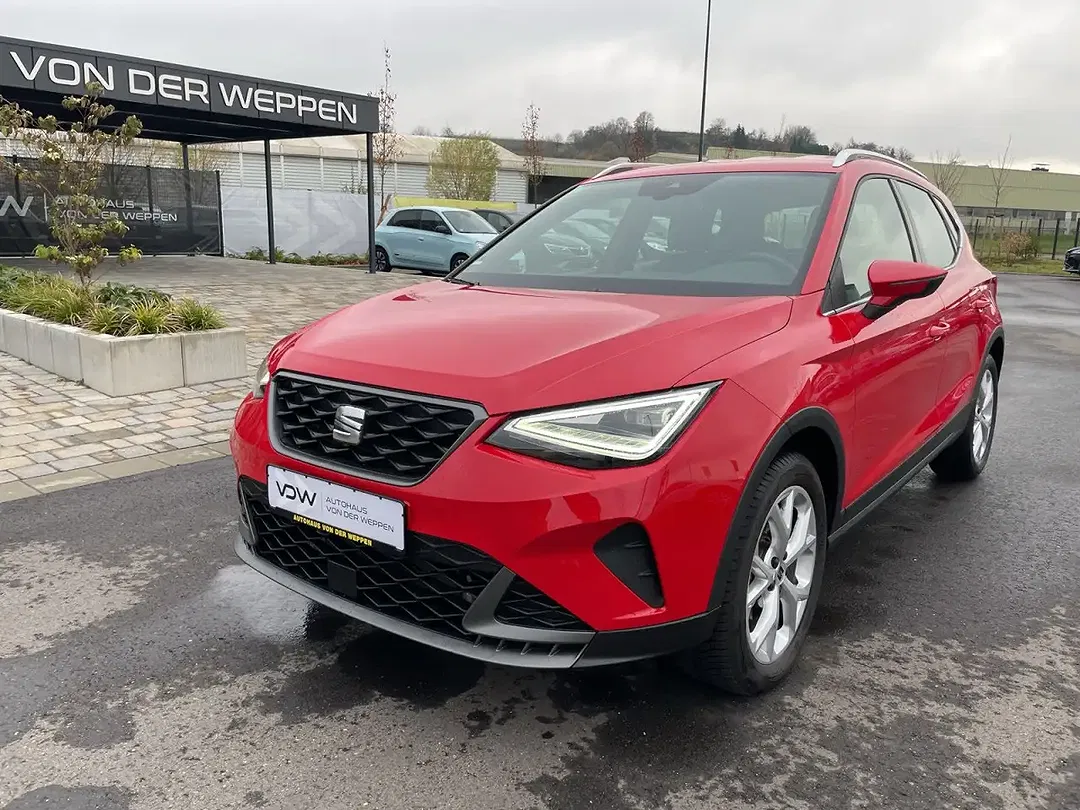 SEAT Arona - Thumbnail 8