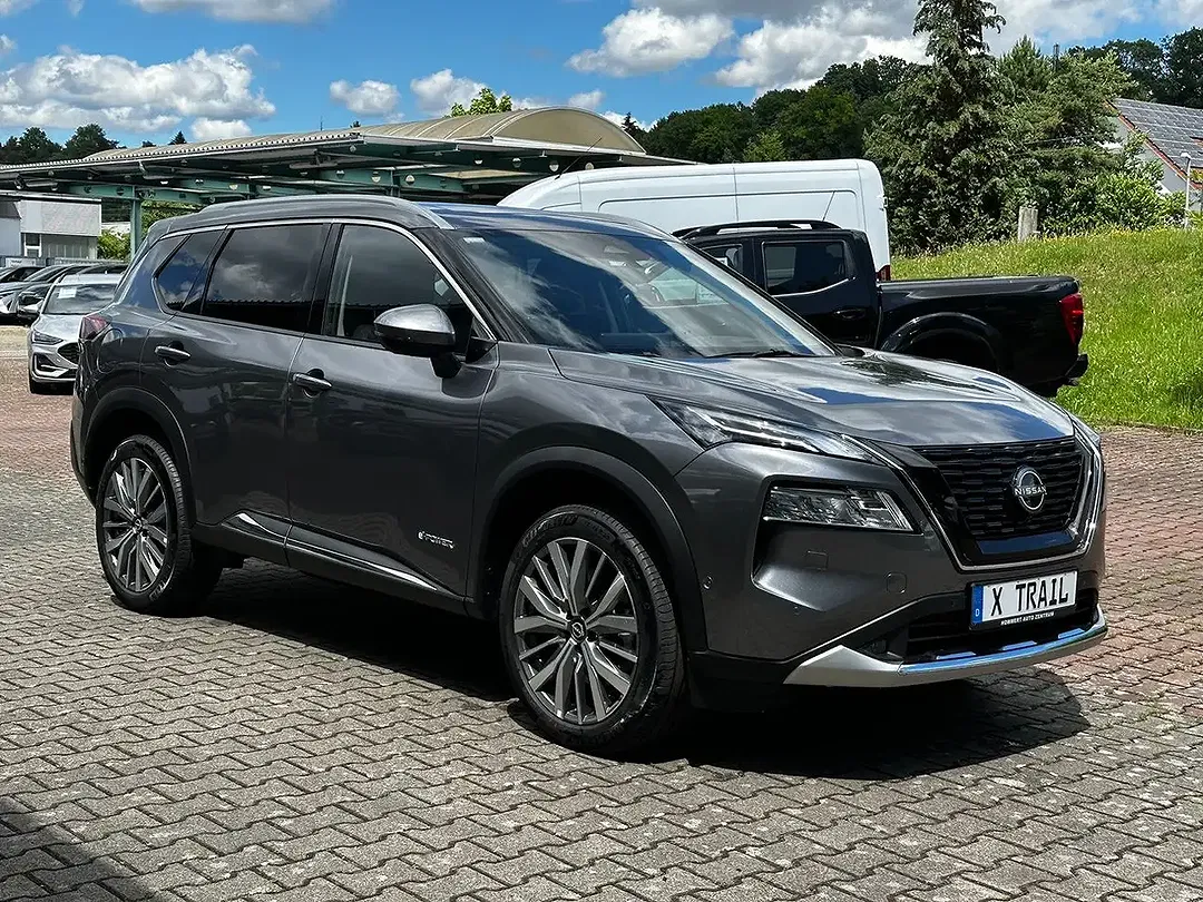 Nissan X-Trail - Thumbnail 4