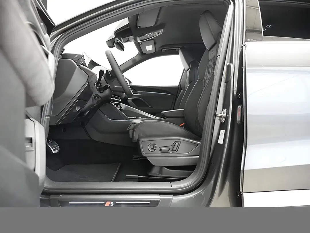 Audi SQ5 - Thumbnail 11