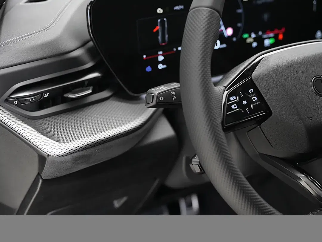 Audi SQ5 - Thumbnail 9