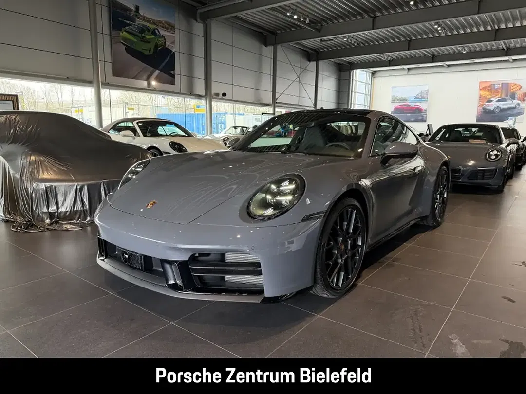 Porsche 992 - Thumbnail 1