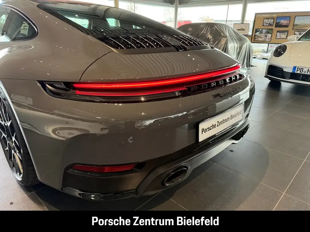 Porsche 992 - Thumbnail 12