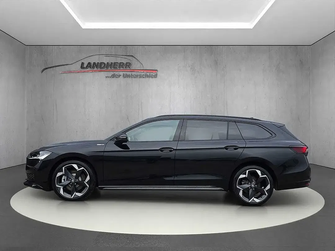 Skoda Superb - Thumbnail 2