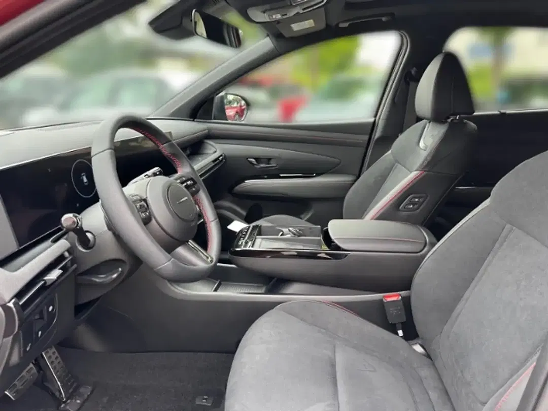 Hyundai TUCSON - Thumbnail 7