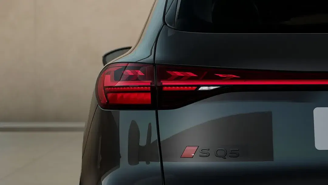 Audi SQ5 - Thumbnail 7
