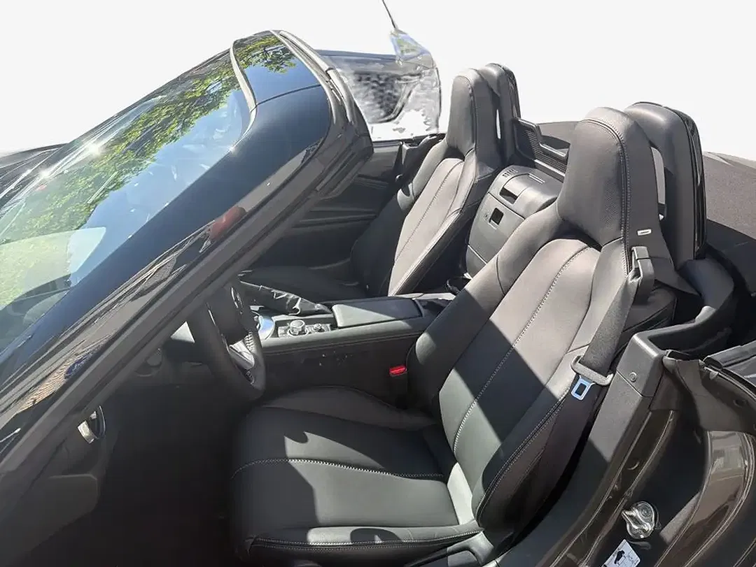 Mazda MX-5 - Thumbnail 11