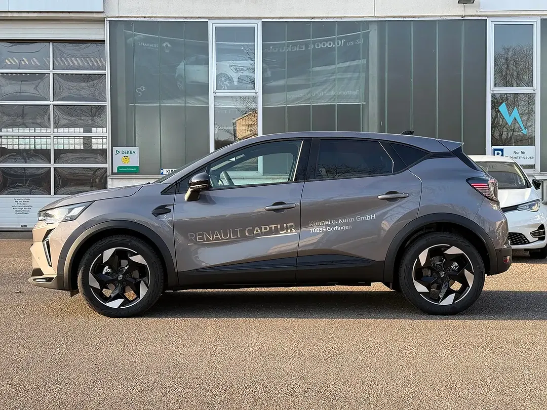 Renault Captur - Thumbnail 2