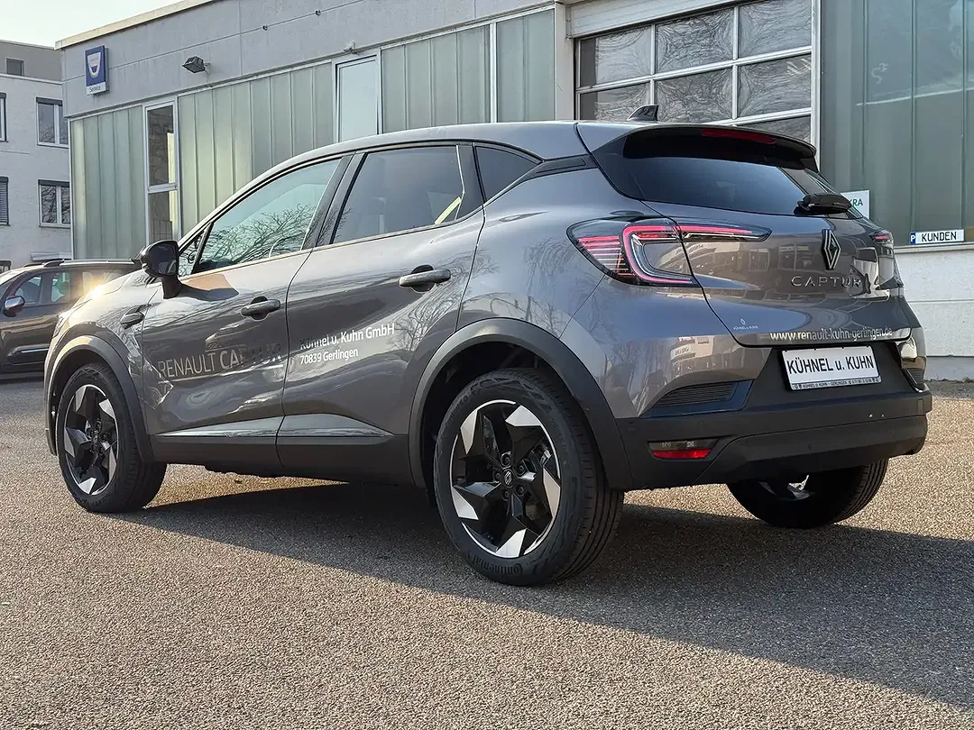 Renault Captur - Thumbnail 3