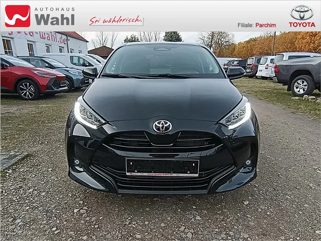 Toyota Yaris - Thumbnail 5