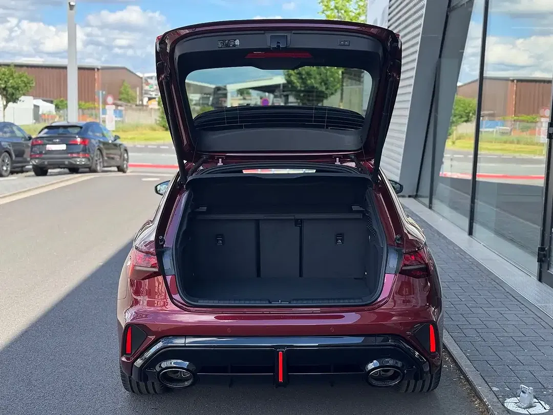 Audi RS3 - Thumbnail 5