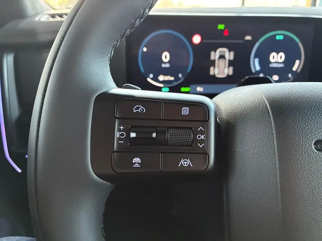 Hyundai SANTA FE - Thumbnail 20