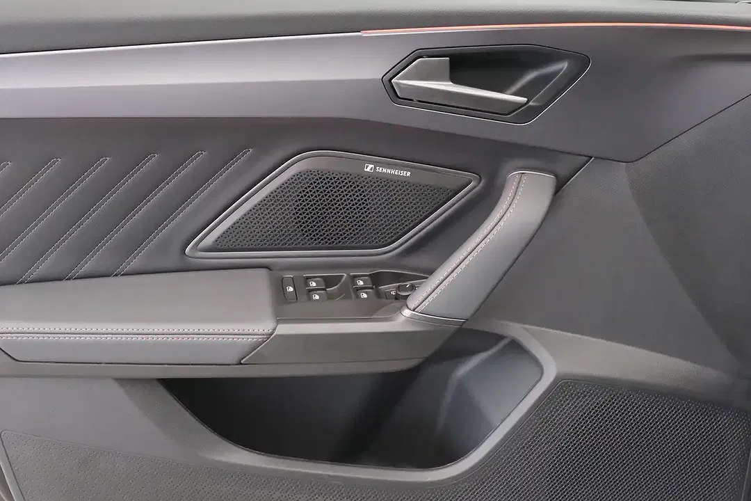 CUPRA Leon - Thumbnail 8