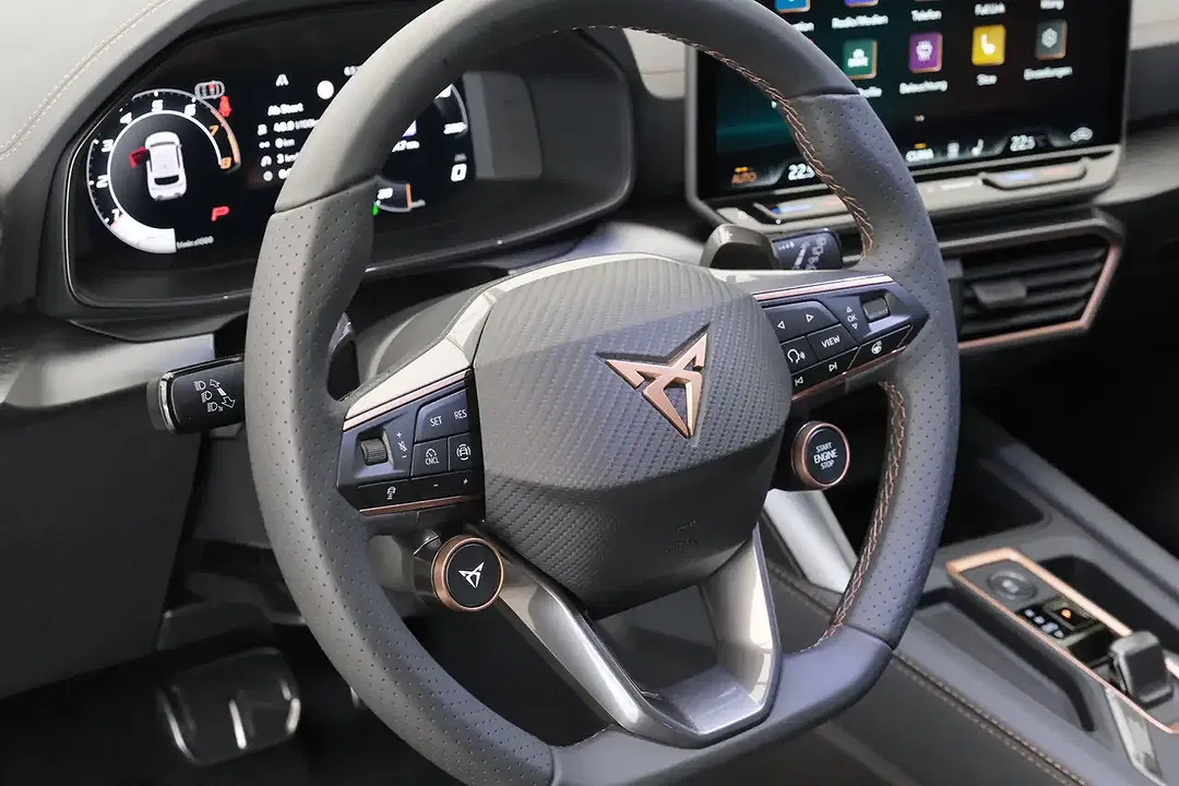 CUPRA Leon - Thumbnail 9