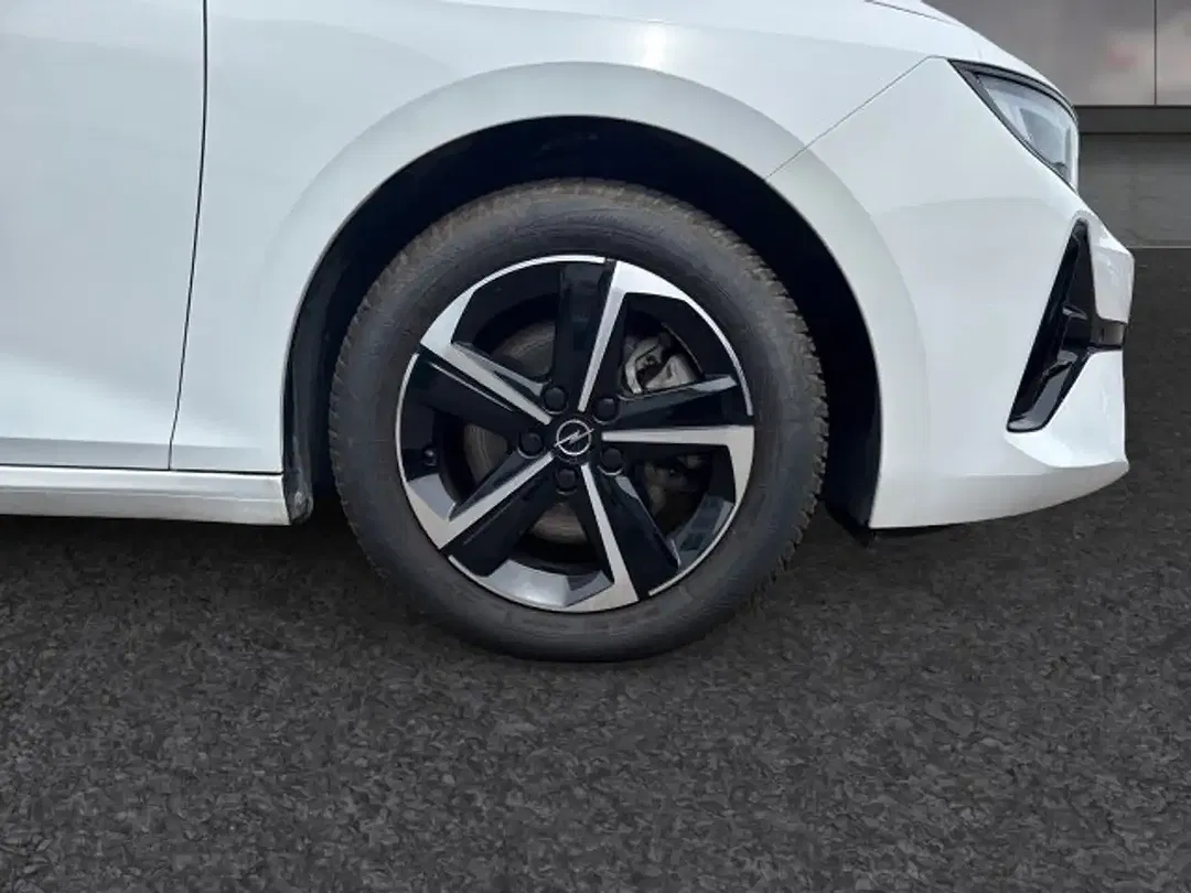 Opel Astra - Thumbnail 5