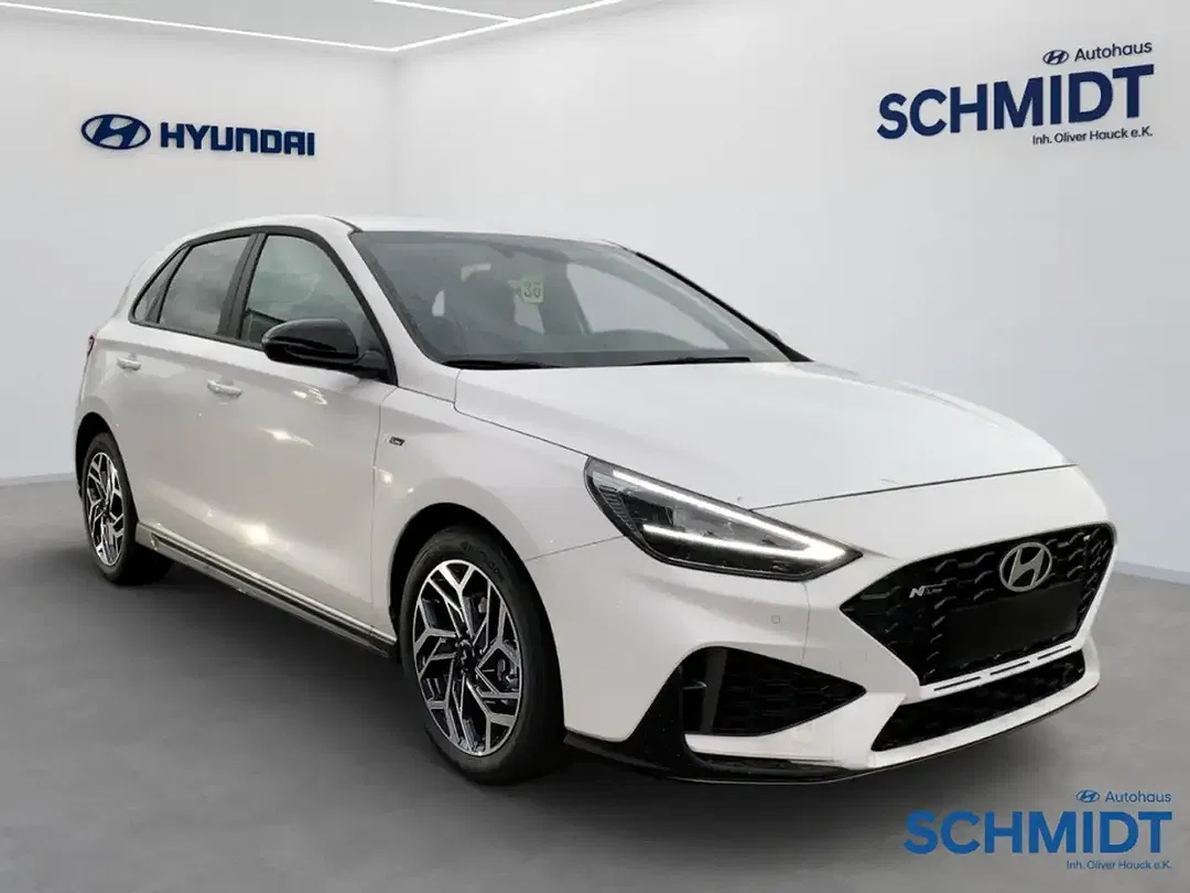 Hyundai i30 - Thumbnail 2