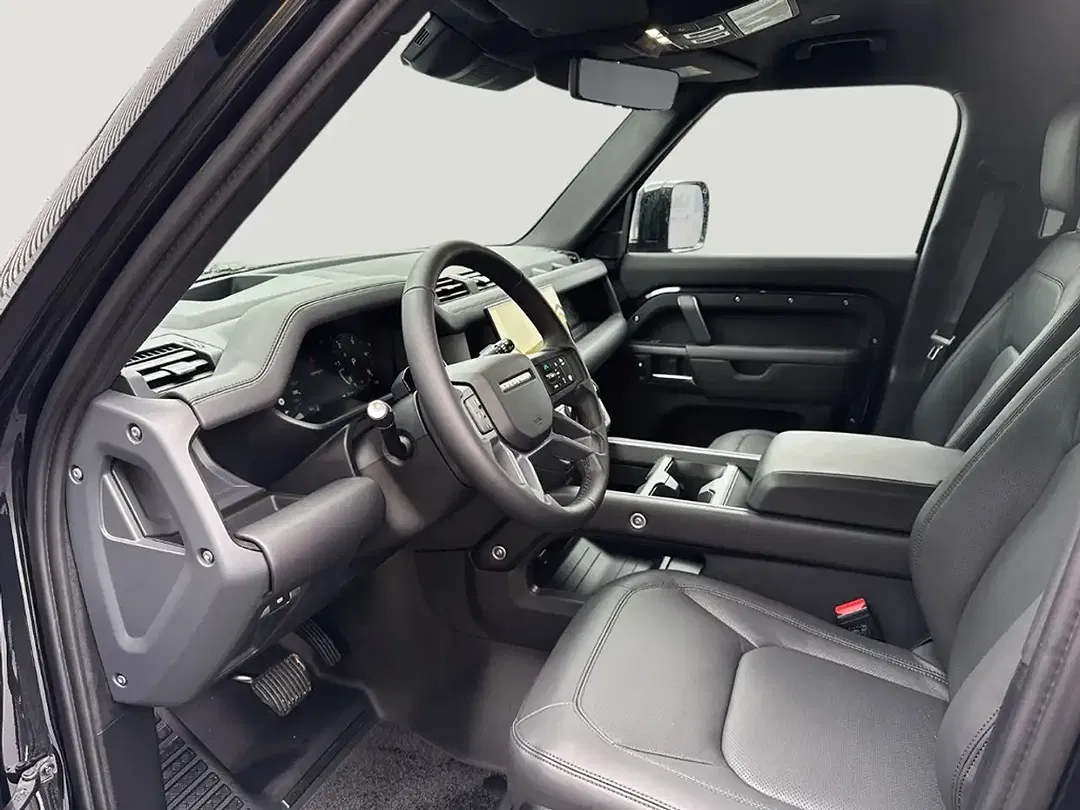 Land Rover Defender - Thumbnail 10