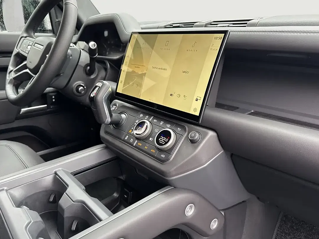 Land Rover Defender - Thumbnail 12