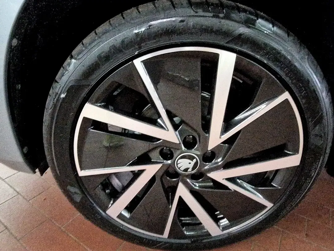 Skoda Kamiq - Thumbnail 14