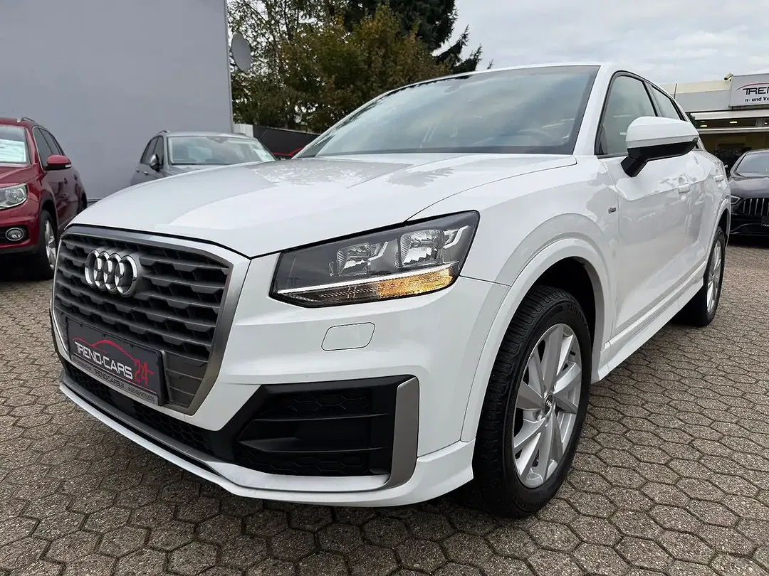Audi Q2 - Thumbnail 1