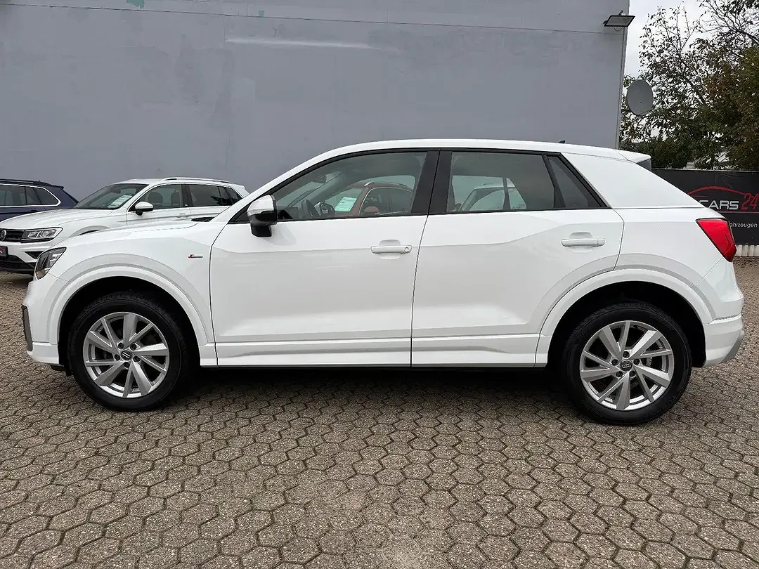 Audi Q2 - Thumbnail 2