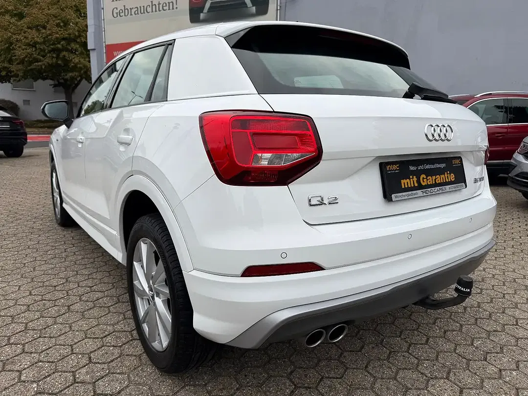 Audi Q2 - Thumbnail 3