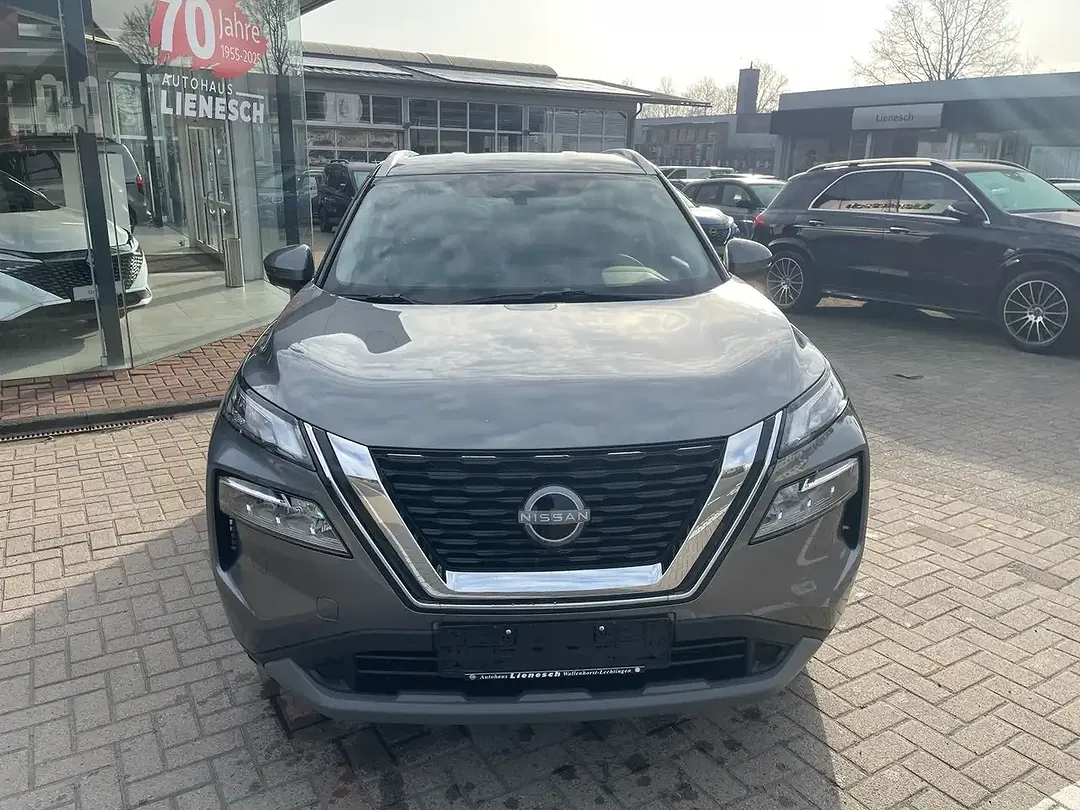 Nissan X-Trail - Thumbnail 3