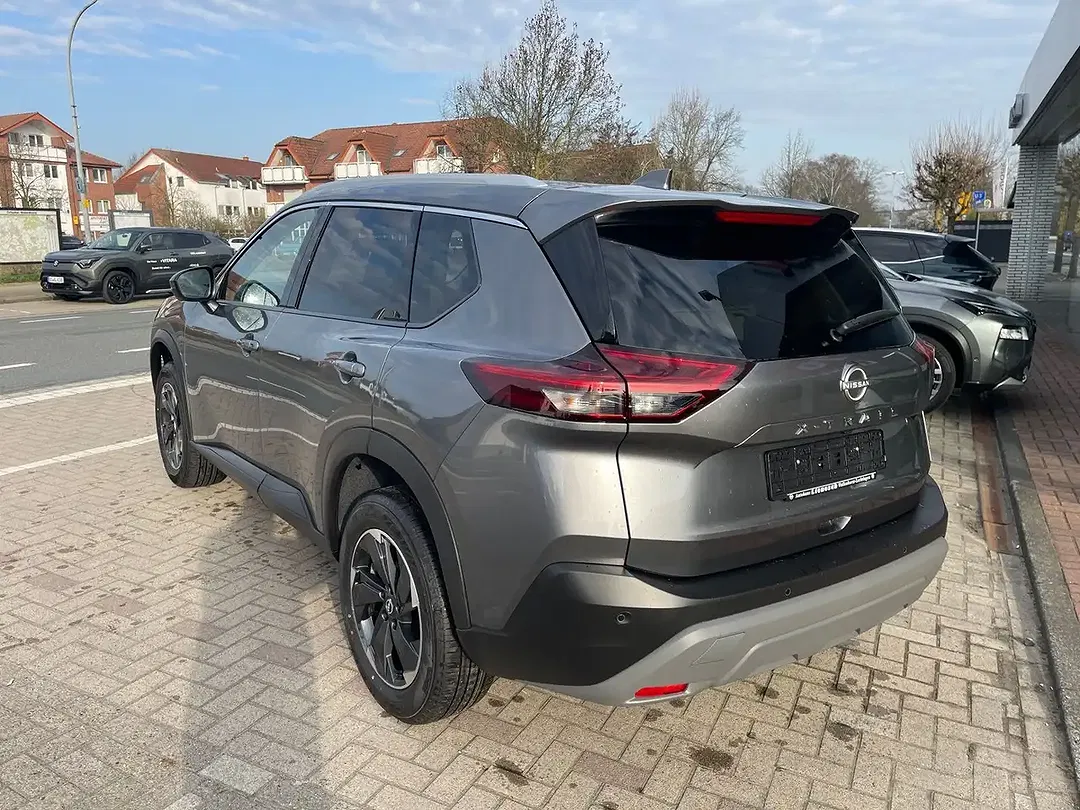Nissan X-Trail - Thumbnail 8
