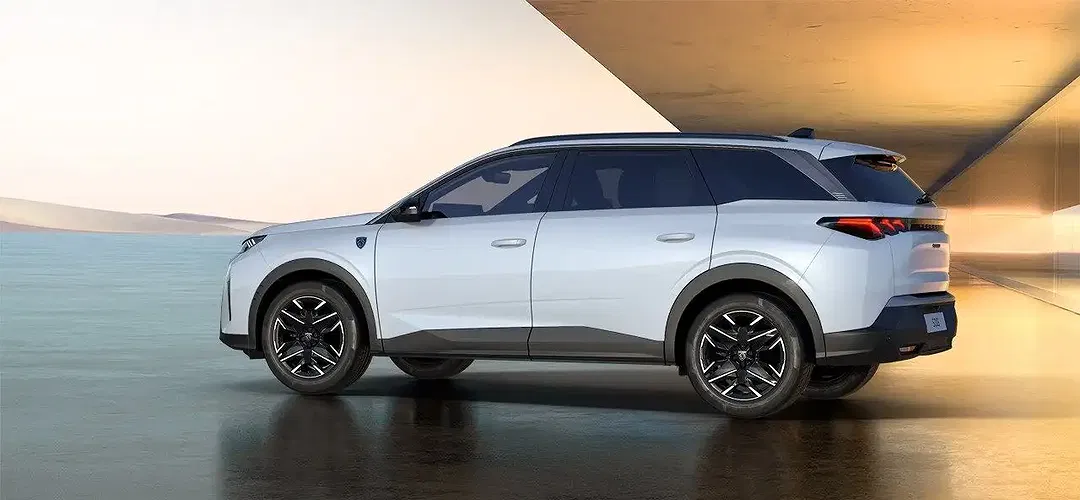 Peugeot 5008 - Thumbnail 2