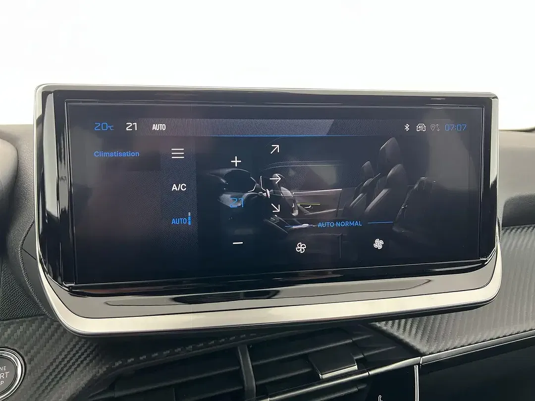 Peugeot 2008 - Thumbnail 12