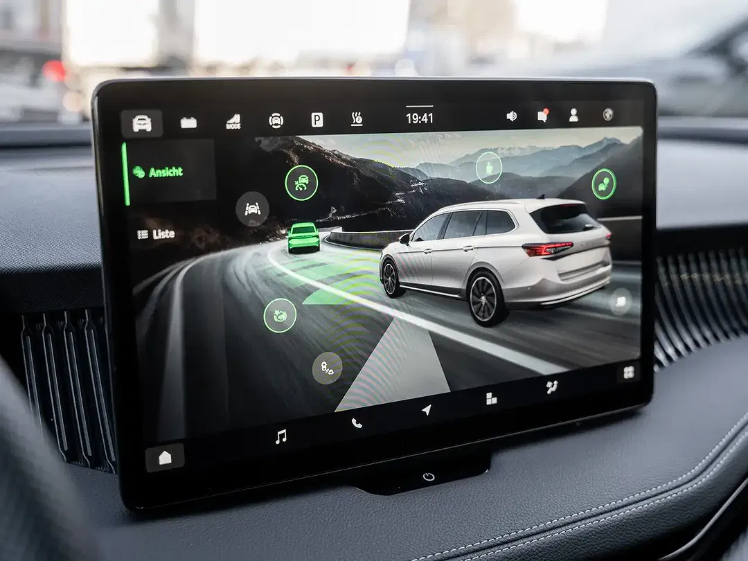Skoda Superb - Thumbnail 14