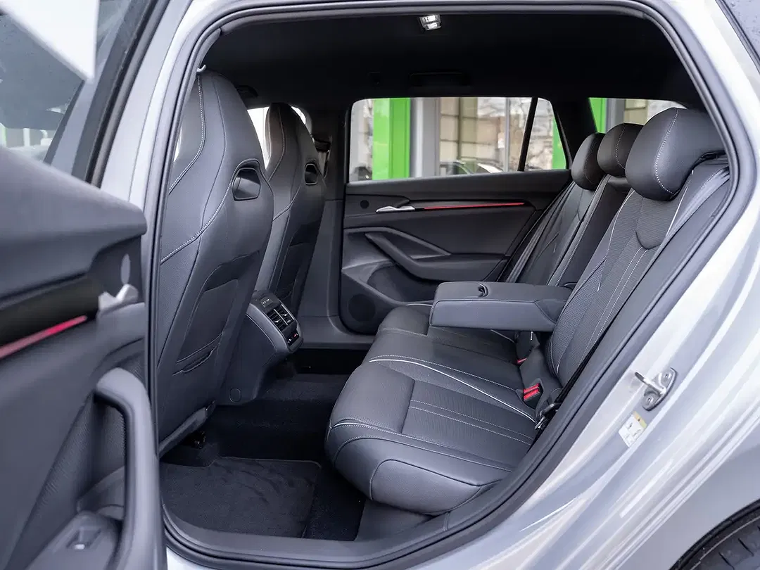 Skoda Superb - Thumbnail 7