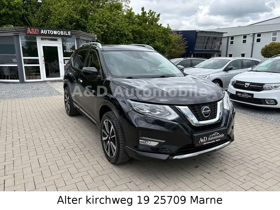 Nissan X-Trail - Thumbnail 2