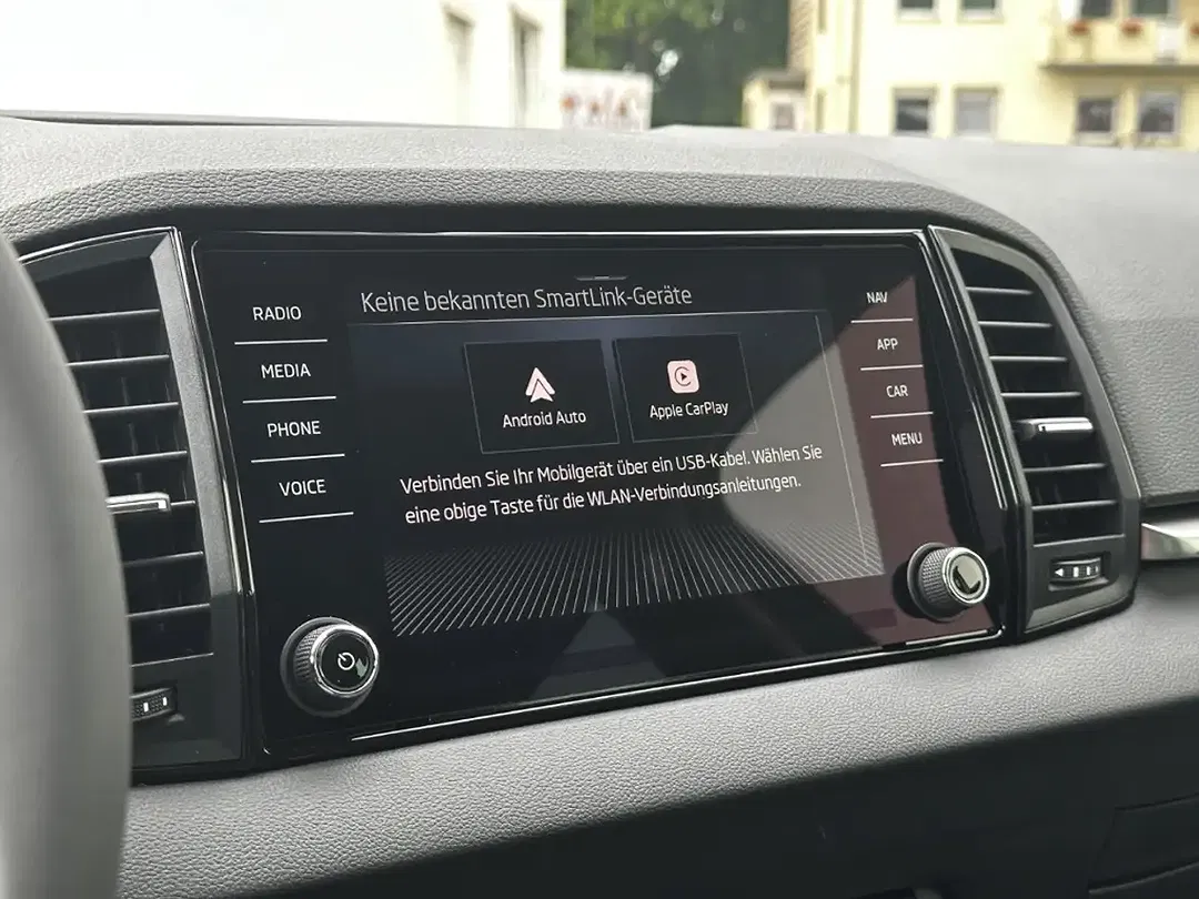 Skoda Karoq - Thumbnail 8