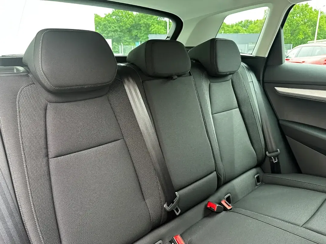 Skoda Karoq - Thumbnail 6