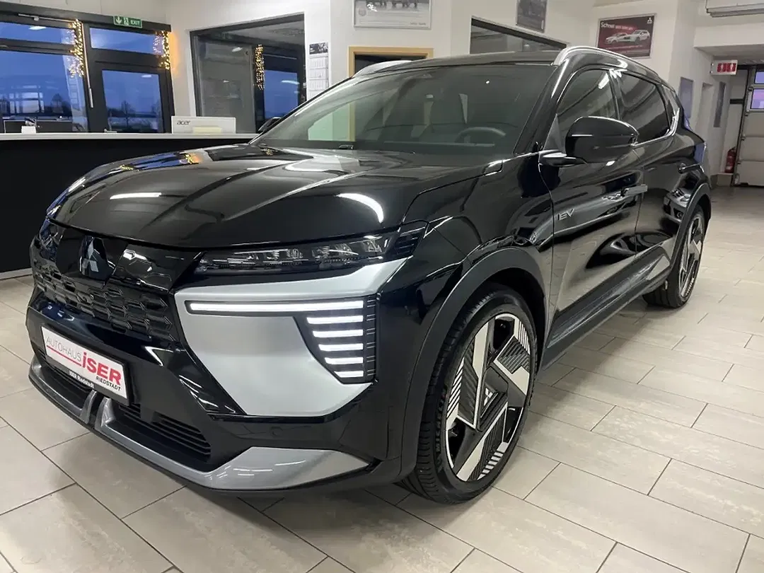 Mitsubishi Eclipse Cross - Thumbnail 1