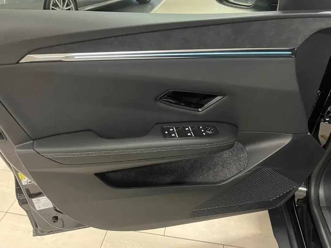 Mitsubishi Eclipse Cross - Thumbnail 7