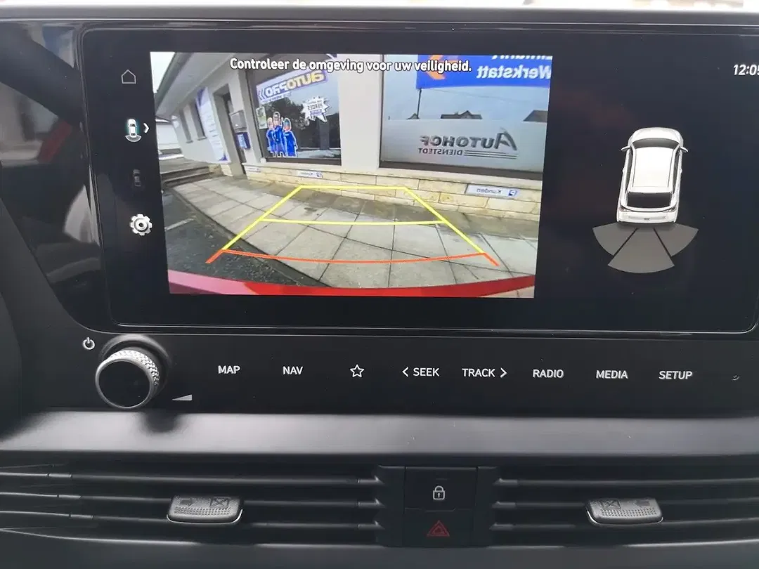 Hyundai i20 - Thumbnail 11