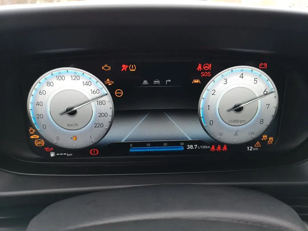 Hyundai i20 - Thumbnail 13