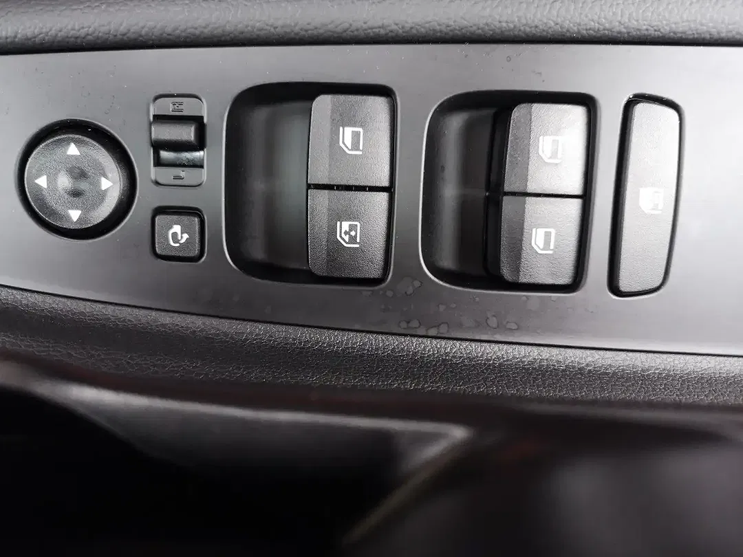 Hyundai i20 - Thumbnail 14