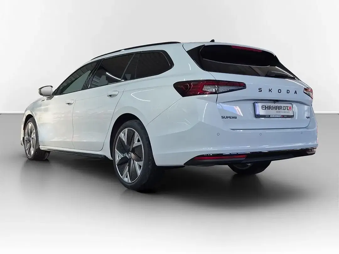 Skoda Superb - Thumbnail 6