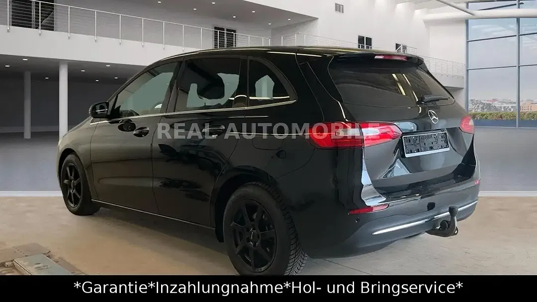 Mercedes-Benz B 180 - Thumbnail 2