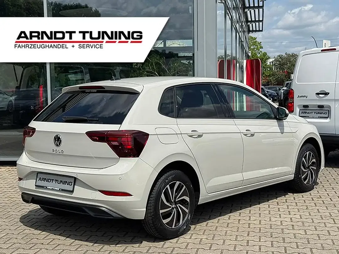 Volkswagen Polo - Thumbnail 5
