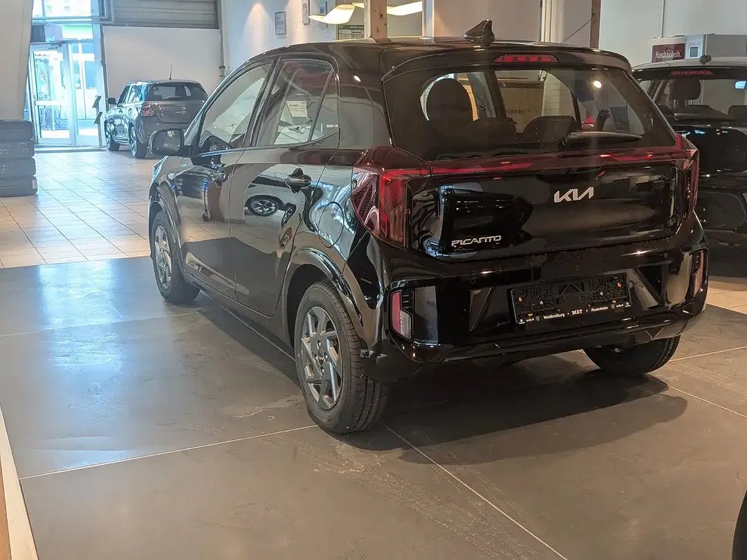 Kia Picanto - Thumbnail 15