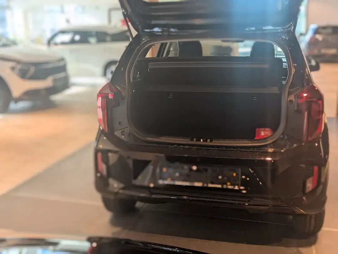 Kia Picanto - Thumbnail 5
