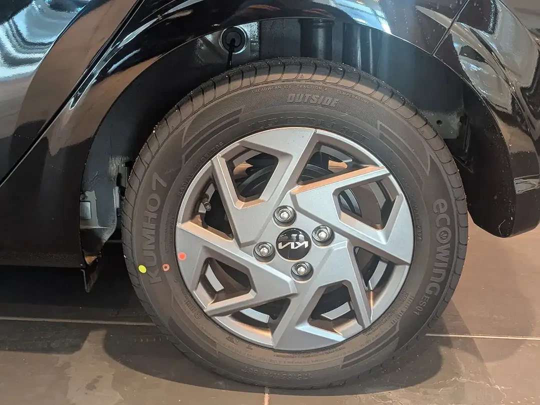 Kia Picanto - Thumbnail 8