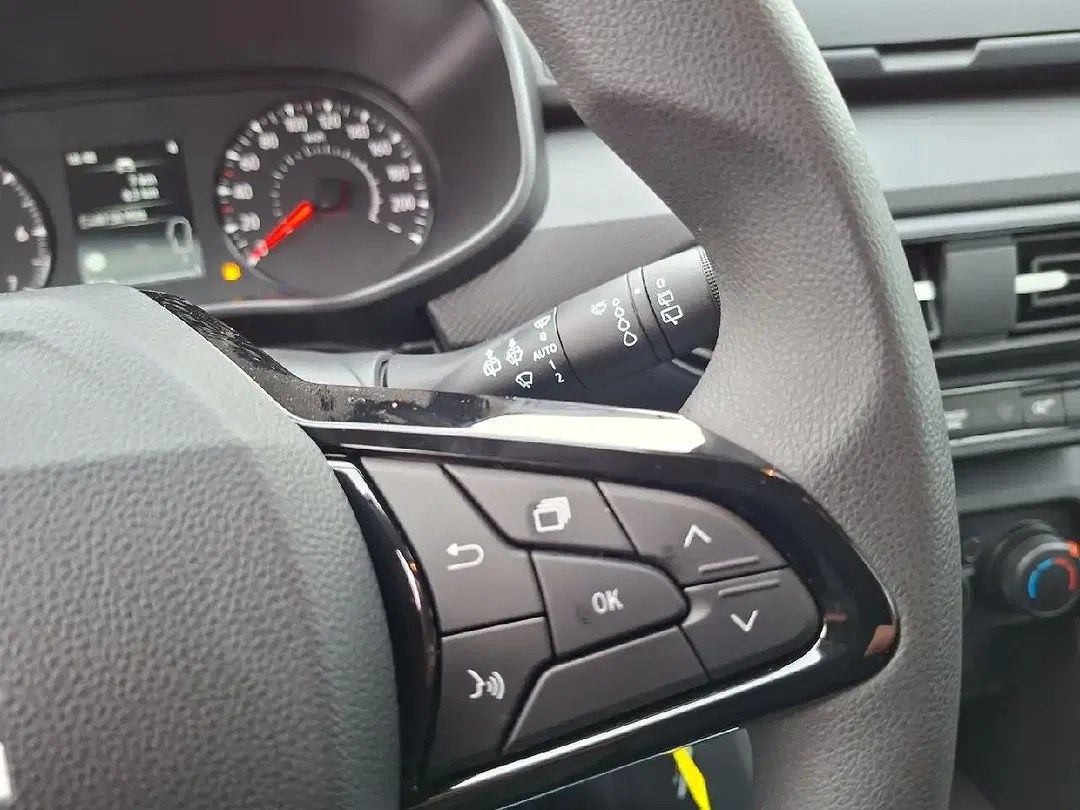Dacia Sandero - Thumbnail 14