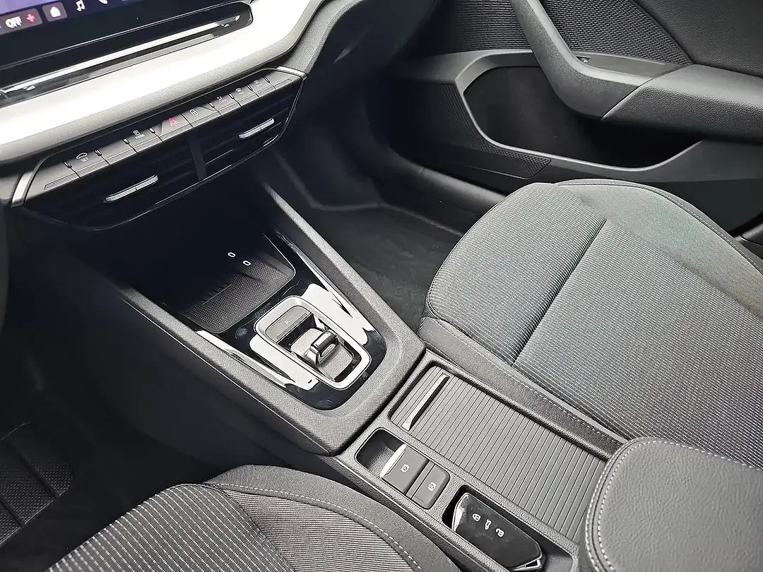 Skoda Octavia - Thumbnail 12