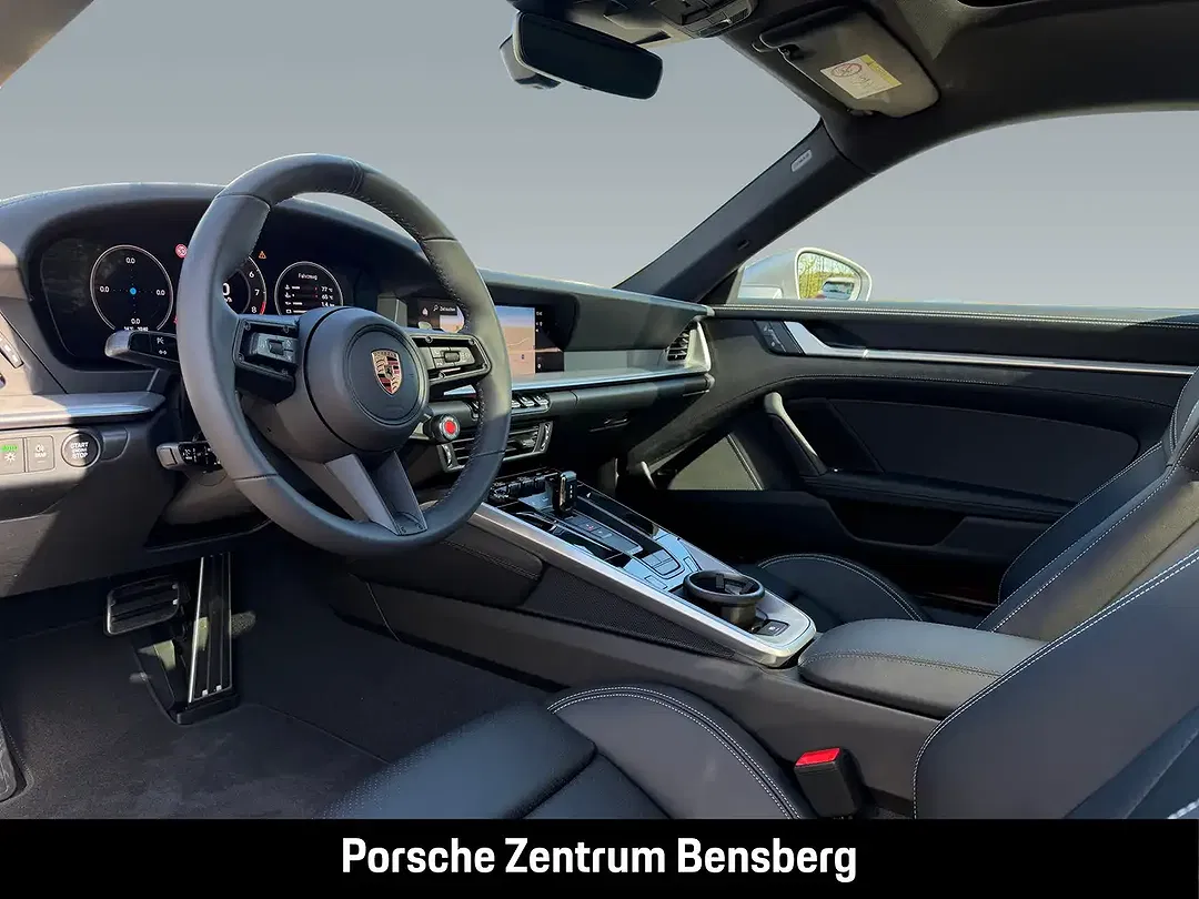 Porsche 911 - Thumbnail 10