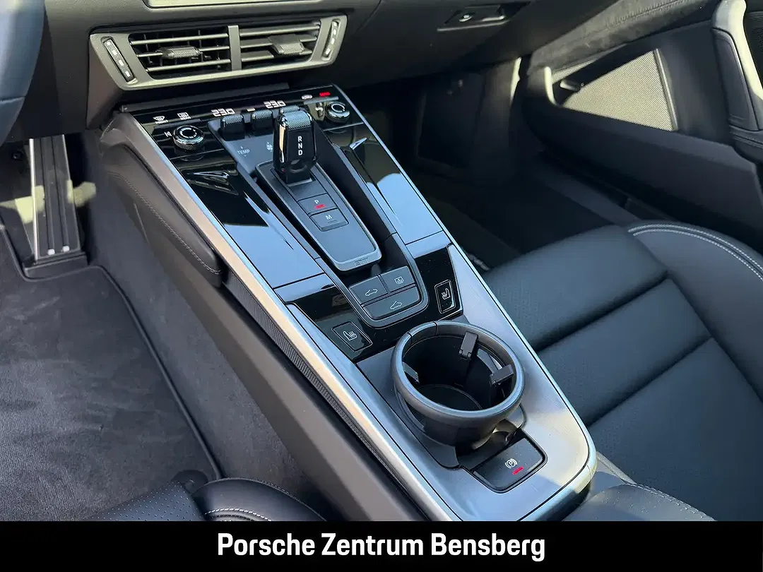 Porsche 911 - Thumbnail 14